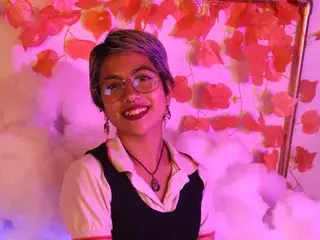 Streamate Sex Chat of Lunarichy22