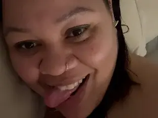 Streamate Free Live Porn of Ydamis26