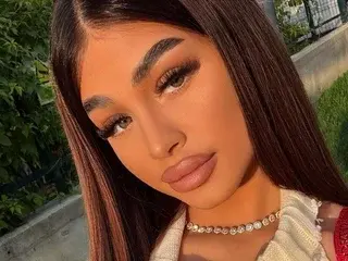 Streamate Private Sex Chat of BellaNoirre