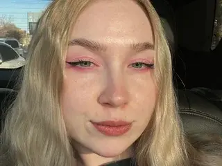 Streamate Live Sex of Lily_Flower69