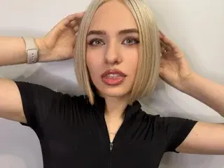 Streamate Free Porn Cam of LizaBreeze