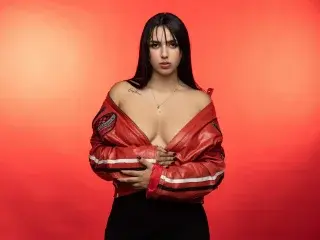 Streamate Best live sex cam show of DanikNova
