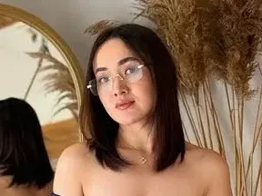 Streamate Live Porn of ToraMika