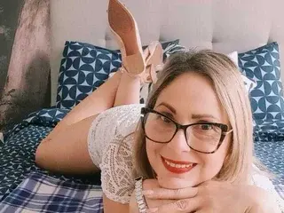 Streamate Live Porn of JaneeTurner