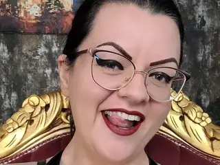 Streamate Nude Webcam of MissLilianLestrange
