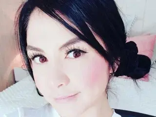 Streamate Live Sex Cam of AntonellaFerreira
