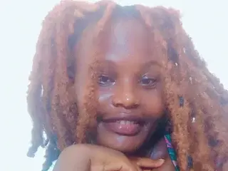 Streamate Free Porn Cam of Petite_me