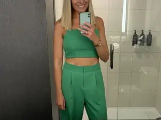 Streamate Live Sex of RebeccaXoXo