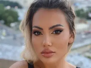 Streamate Free Porn Cam of CelineHuddson