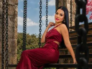 Streamate Live Sex Cam of JasminSaenz