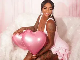 Streamate Free Live Porn of VenusMillan