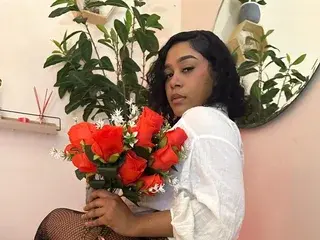 Streamate Live Porn of YariRose