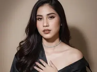 Streamate Sex Chat of aithna_smitc