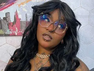 Streamate Sex Cam of LaylaCumninngss