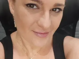 Streamate Watch Live Sex Cams of Claraboobies