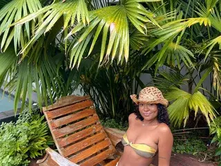 Streamate Best Webcam of IvonneBrunettee
