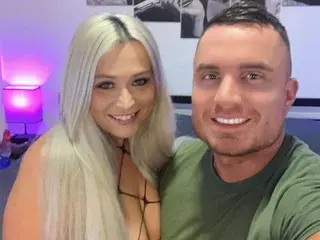 Streamate Sex Cam of SweetClover77