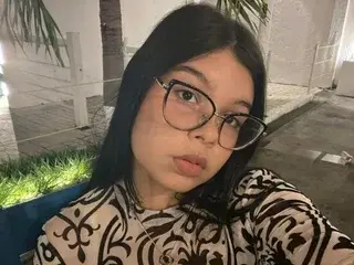 Streamate Free Live Porn of Ela_lovely