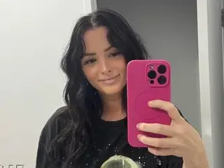 Streamate Private Sex Chat of sadiessecrets