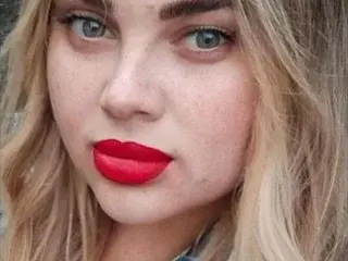 Streamate Live Sex of Siren_Irenka