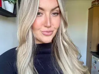 Streamate Free Live Porn of BabydollPaige