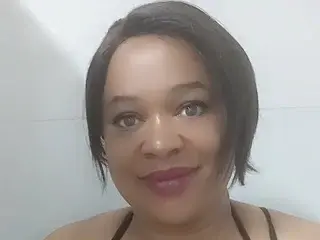 Streamate Adult Webcams of BUSTYQUEEN30