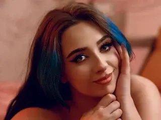 Streamate Live Porn of alanamilani19
