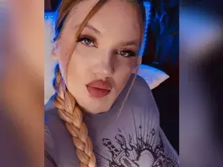 Streamate Live Porn of MelanieBrownn