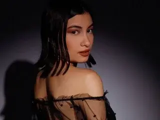 Streamate Live Sex of devinesimone