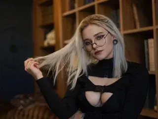 Streamate Watch Live Sex Cams of Xinsea