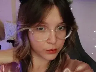 Streamate Free Porn Cam of Magical_Foxx