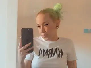 Streamate Free Live Porn of Harlie_Cannon