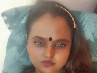 Streamate Free Porn Cam of Indiansunshine19