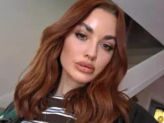 Streamate Nude Webcam of Graceyymay