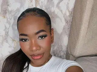 Streamate Nude Webcam of whitneyyfox