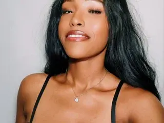 Streamate Adult Webcam of FoxyHaven