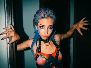 Streamate Watch Live Sex Cams of TinaRoberts19