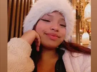 Streamate Watch Live Sex Cams of CharlotAura