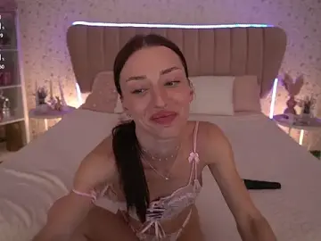 Stripchat Free Live Porn of Alice_Arwen