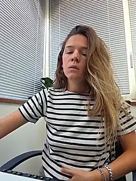 Stripchat Best live sex cam show of lucie_mehott