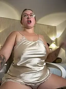 Stripchat Best Webcam of halaaa_1