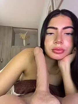 Stripchat Free Porn Cam of Mia_222