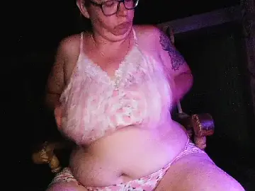 Stripchat Free Porn Cam of GraceHenderson