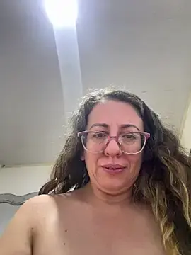Stripchat Free Live Porn of miss_hanna07