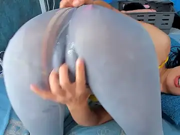 Stripchat Live Sex Cam of RedAssHottie