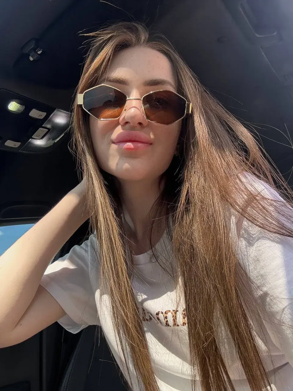 AlinaLove3213
