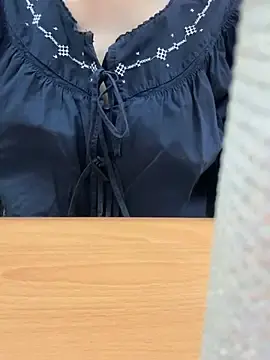 Stripchat Free Live Porn of _Rossy2000_