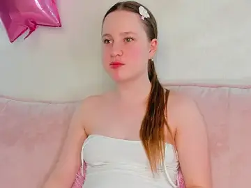 Stripchat Adult Webcam of Candy_Cansew
