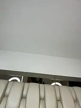 Stripchat Live Sex of ALISSON_FOXXX1