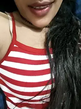 Stripchat Sex Cam of Eshwari_Chopra